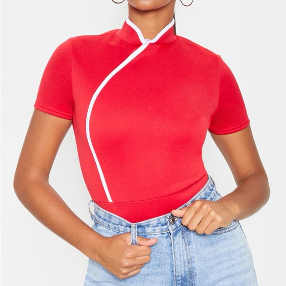 PrettyLittleThing Red High Neck Oriental Short Sleeve Bodysuit - Picture 2 of 9